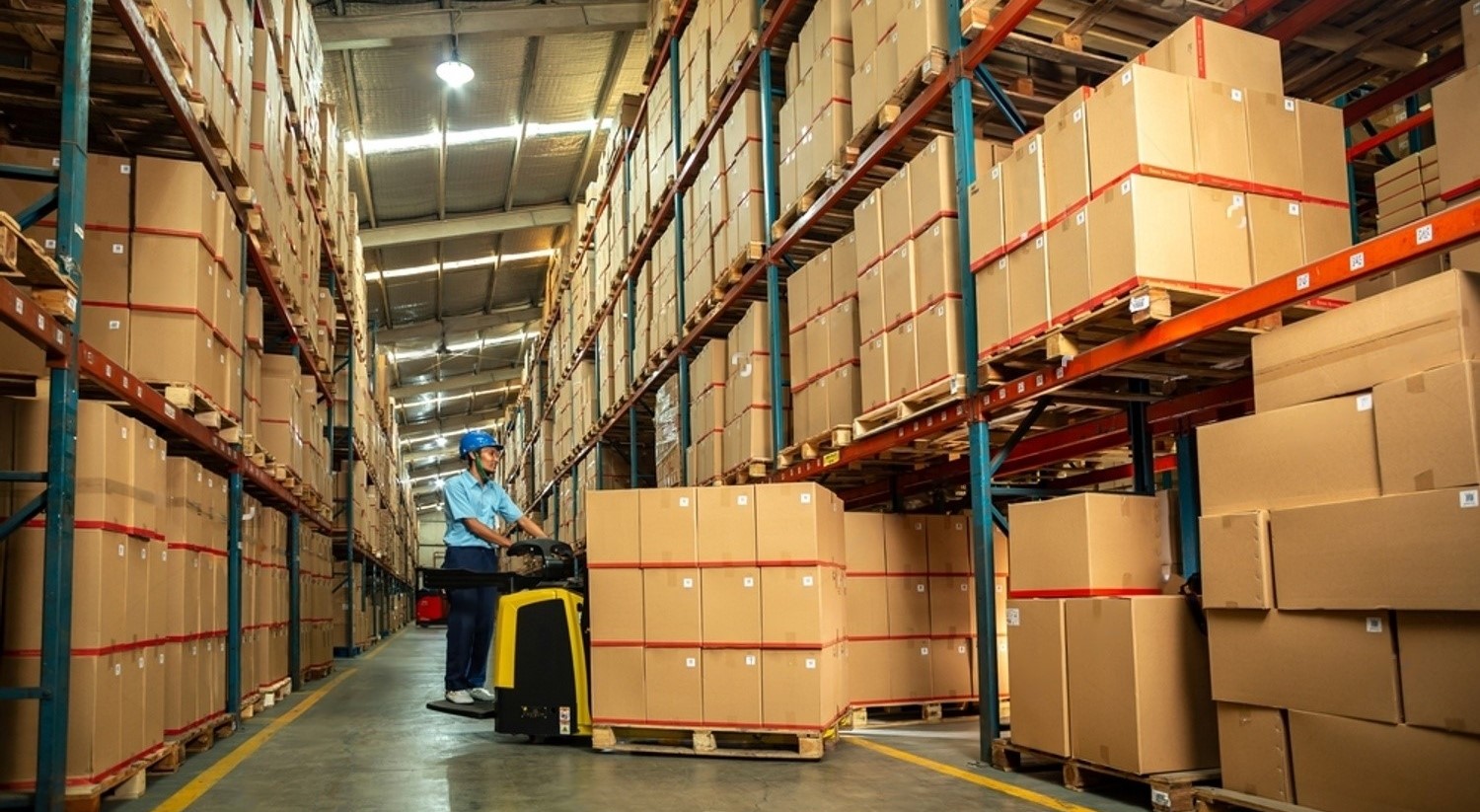 Distribución y Suministro de Materiales Especializados